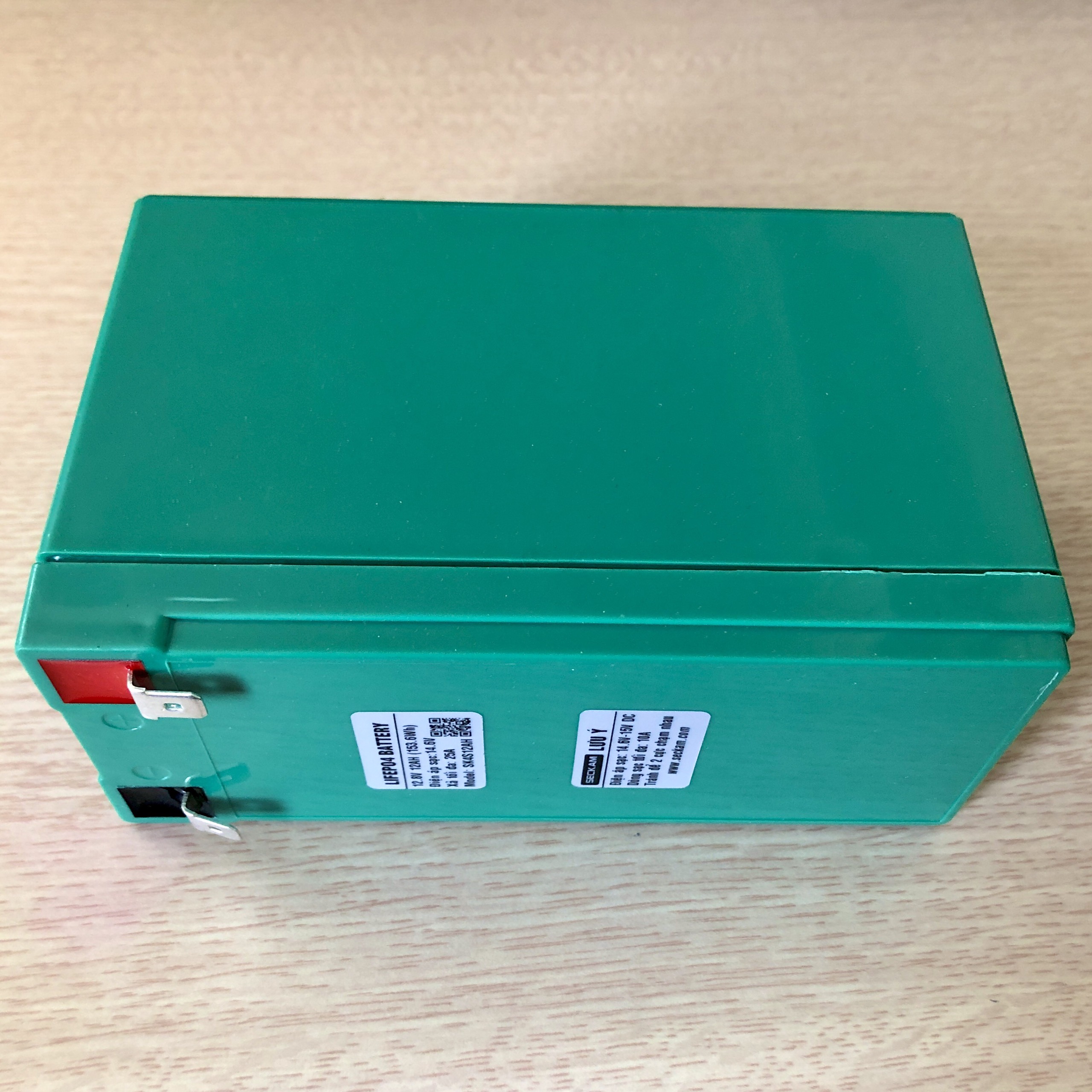 Acquy Lithium LifePO4 12V 12Ah xa lien tuc 15A